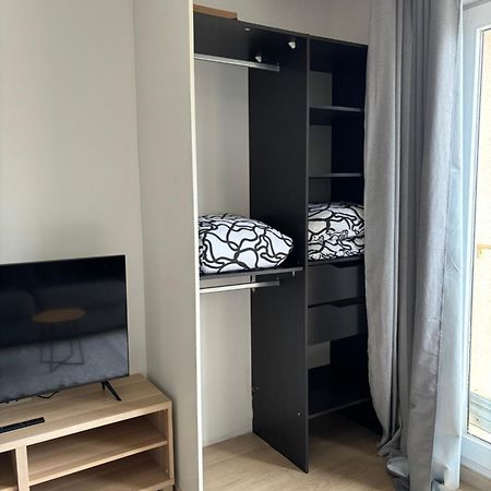 L'Escale, Studio Proche Gare Melun Avec Parking Prive Даммари-ле-Лис Экстерьер фото
