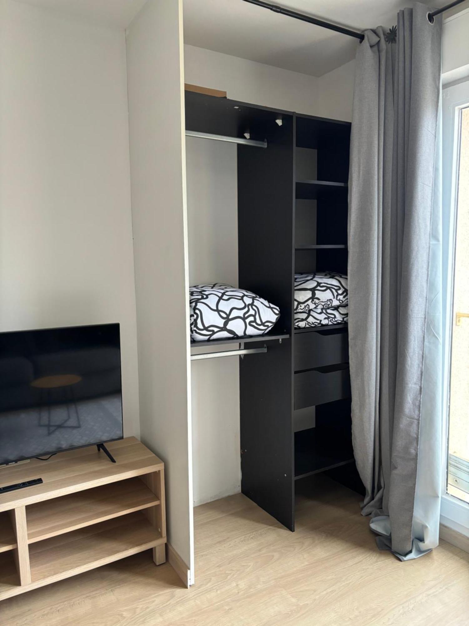 L'Escale, Studio Proche Gare Melun Avec Parking Prive Даммари-ле-Лис Экстерьер фото